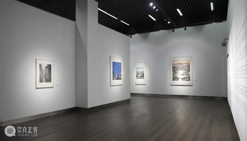 “心帆飞扬——杨明义的江河湖海艺术回顾展”
在金陵美术馆开展 心帆飞扬 杨明义 江河湖海 艺术 金陵美术馆 苏州金鸡湖美术馆 观众 学术 画家 周庄 崇真艺客