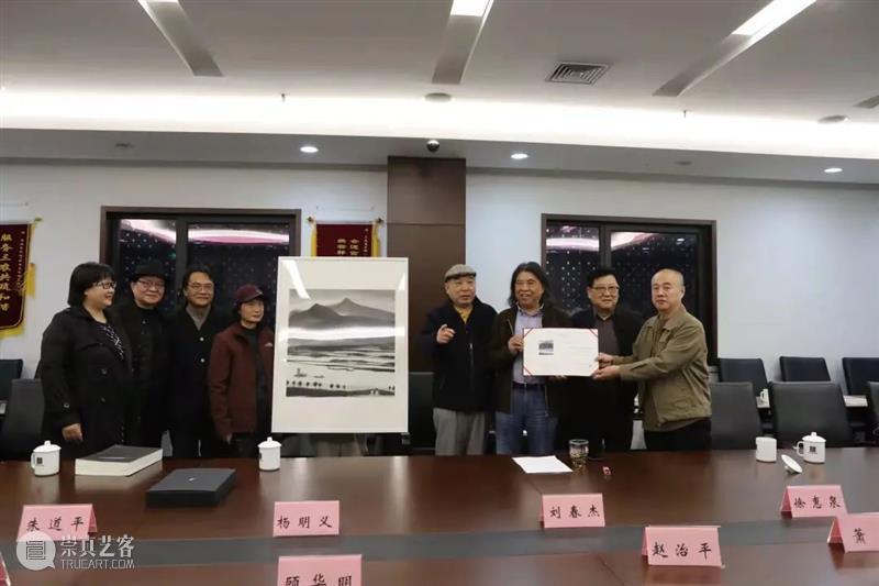 “心帆飞扬——杨明义的江河湖海艺术回顾展”
在金陵美术馆开展 心帆飞扬 杨明义 江河湖海 艺术 金陵美术馆 苏州金鸡湖美术馆 观众 学术 画家 周庄 崇真艺客