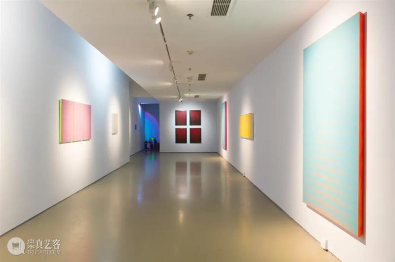 新展开幕丨一束光临：中法艺术家重释光的艺术 艺术 中法 艺术家 新展 舞台 今日美术馆 帷幕 彭勇 欧阳苏龙 列思 崇真艺客