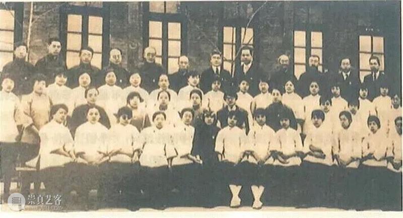 从觉醒年代走来的第一代女教授，她的《诗经译注》是yyds 年代 教授 诗经译注 觉醒年代 现象级 陈独秀 李大钊 胡适 蔡元培 先辈 崇真艺客