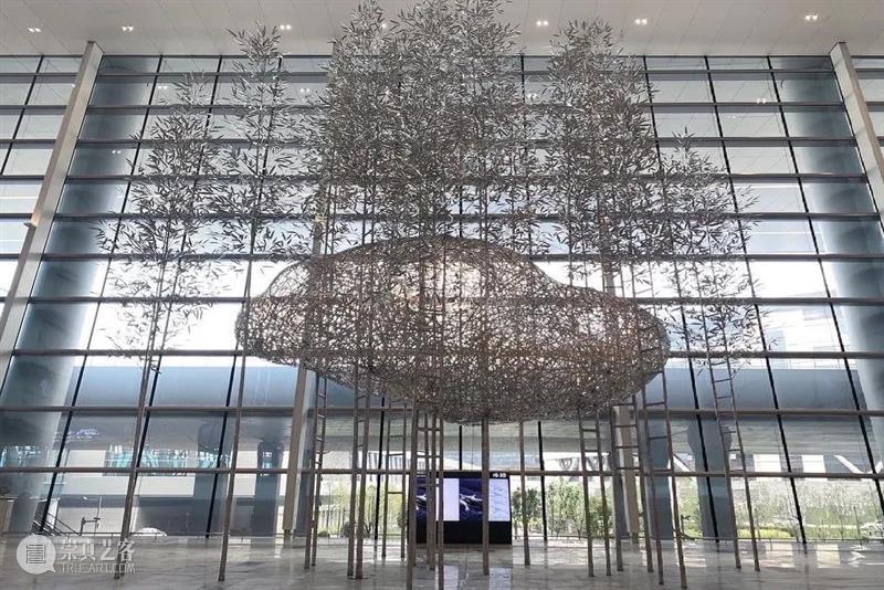 沈烈毅:液态——2021上海当代艺术展 参展艺术家 沈烈毅 艺术家 艺术展 上海 液态 展馆 临港 当代美术馆 滴水 湖光 崇真艺客