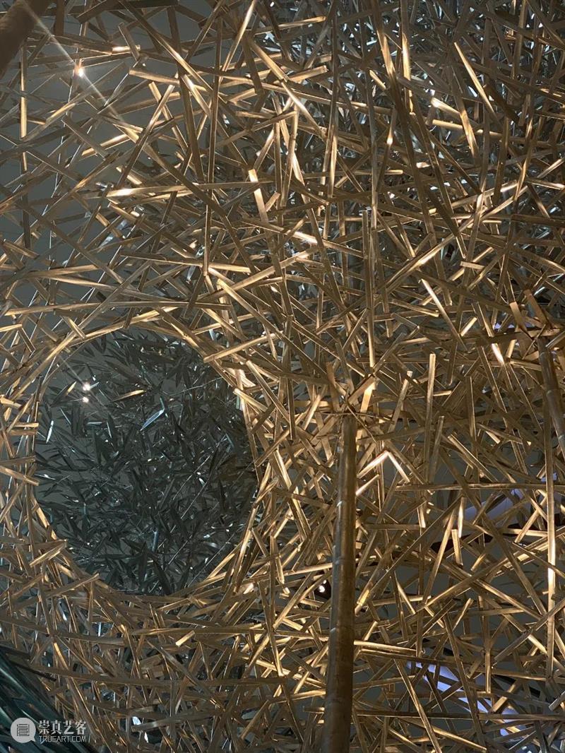 沈烈毅：液态——2021上海当代艺术展 参展艺术家 沈烈毅 艺术家 艺术展 上海 液态 展馆 临港 当代美术馆 滴水 湖光 崇真艺客