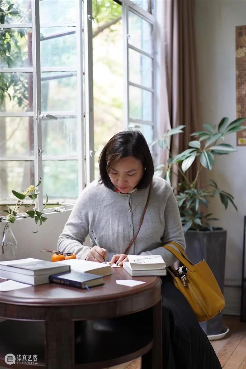 换書俱乐部「第二回：梧桐色」 書俱乐部 梧桐色 俱乐部 令狐磊 杂志 新周刊 主笔 创意 总监 生活月刊 崇真艺客