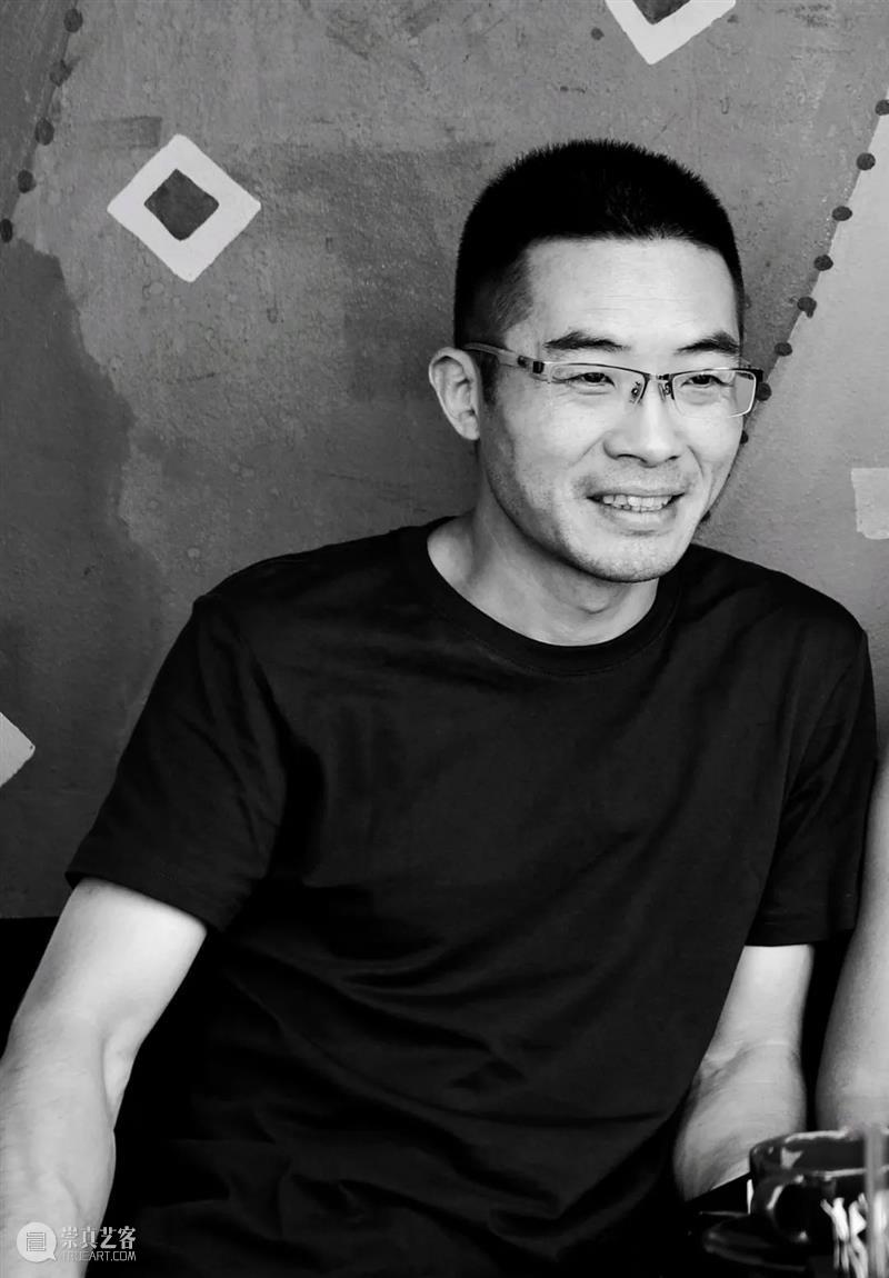 问象专访|杨传喜专访:于微尘中,悉见诸世界 杨传喜 微尘 世界 微尘之相 现场 画面 意念 修罗场 精神 一片天 崇真艺客