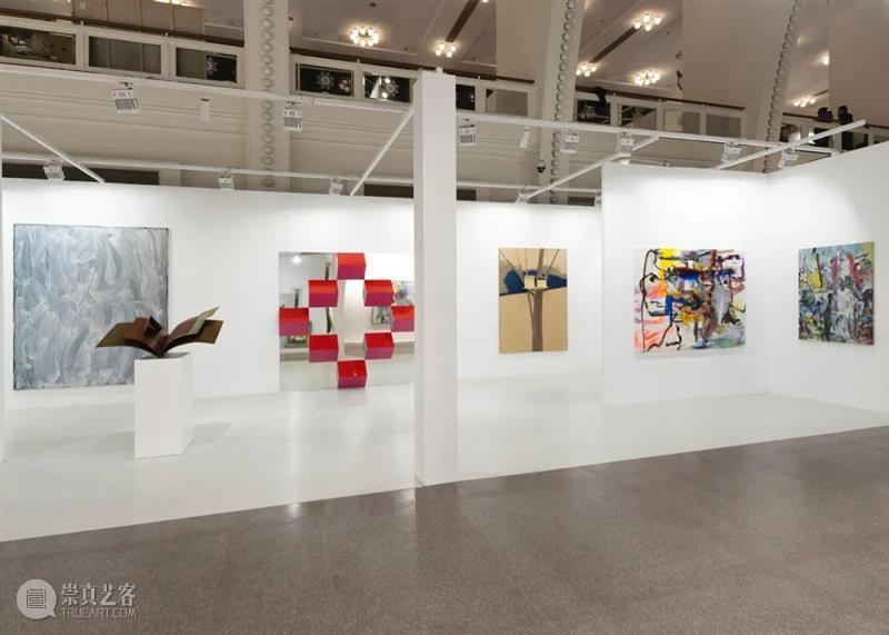 ART021现场｜卡迈勒 · 梅隆赫画廊在上海廿一当代艺术博览会的展位现场  kamel mennour 卡迈勒 梅隆赫 画廊 展位 现场 艺术 博览会 上海 廿一 Photo 崇真艺客