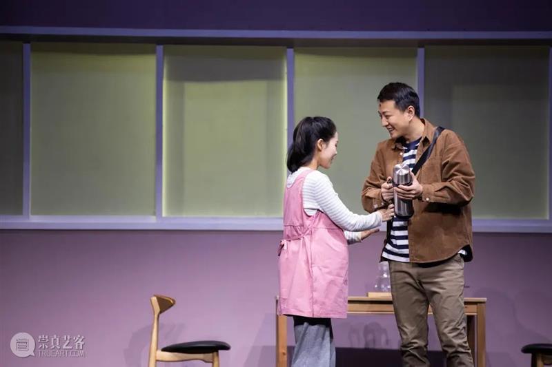 花开向阳,温暖而生 | 公益话剧《向阳而生》今日首演 上海话剧艺术中心 公益 话剧 向阳而生 向阳 申城 真实故事 上海 东北 汉子 路边 崇真艺客