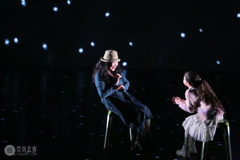 口碑作品《悠悠视界》二轮首演｜素人仅在肢体，而凡人则是你我他 视频资讯 国舞剧场 作品 凡人 悠悠视界 素人 肢体 口碑 视频 背后 故事 上海国际舞蹈中心 崇真艺客