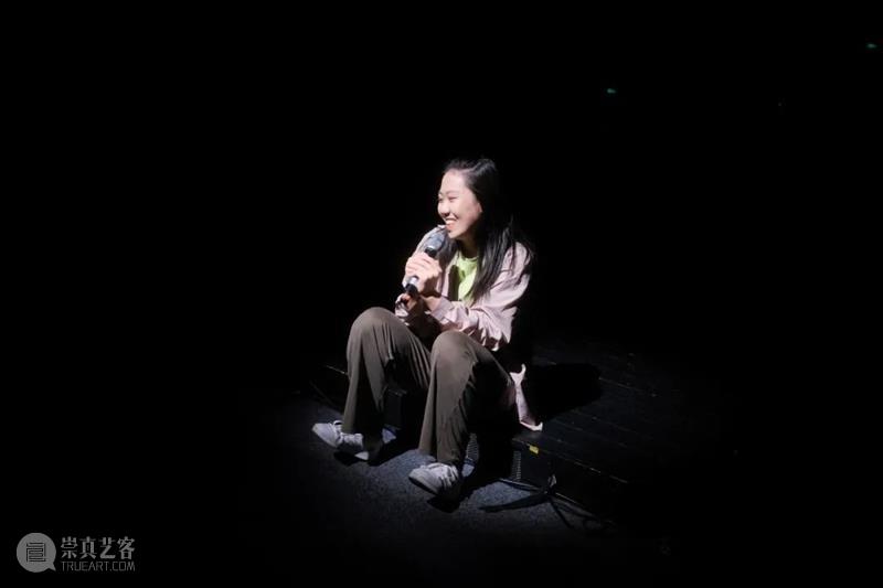 口碑作品《悠悠视界》二轮首演|素人仅在肢体,而凡人则是你我他 视频资讯 国舞剧场 作品 凡人 悠悠视界 素人 肢体 口碑 视频 背后 故事 上海国际舞蹈中心 崇真艺客