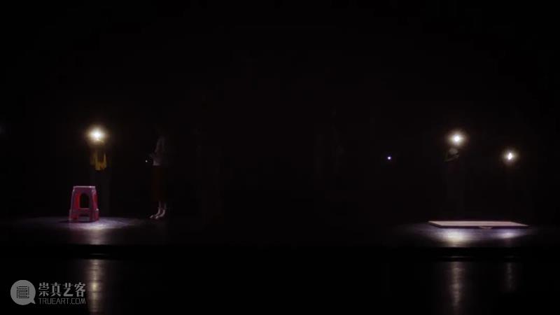 口碑作品《悠悠视界》二轮首演|素人仅在肢体,而凡人则是你我他 视频资讯 国舞剧场 作品 凡人 悠悠视界 素人 肢体 口碑 视频 背后 故事 上海国际舞蹈中心 崇真艺客