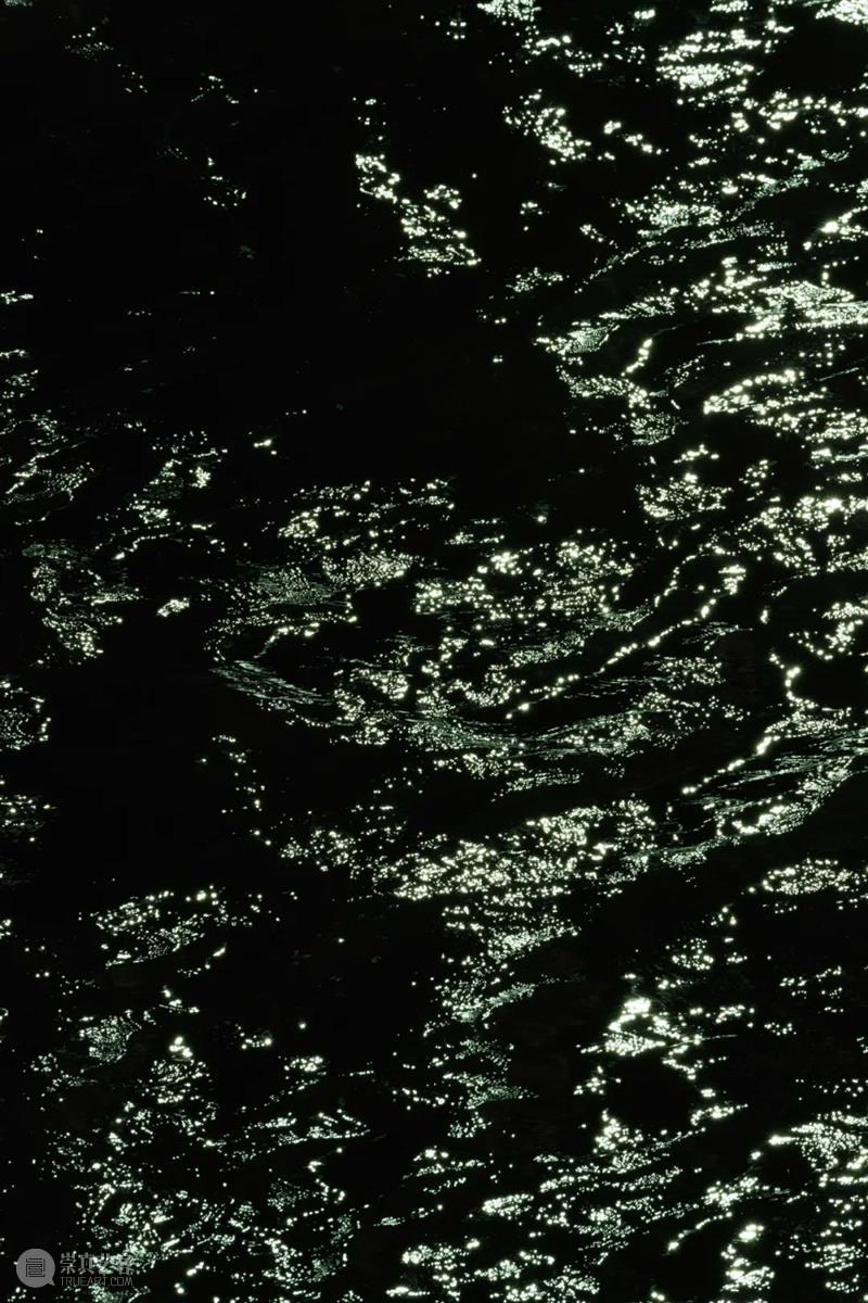 【明日开幕】魏皓亮个展——自导他演｜厦门  三影堂厦门 魏皓亮 个展 厦门 艺术家 现场 历程 作品 背后 故事 人间形状 崇真艺客