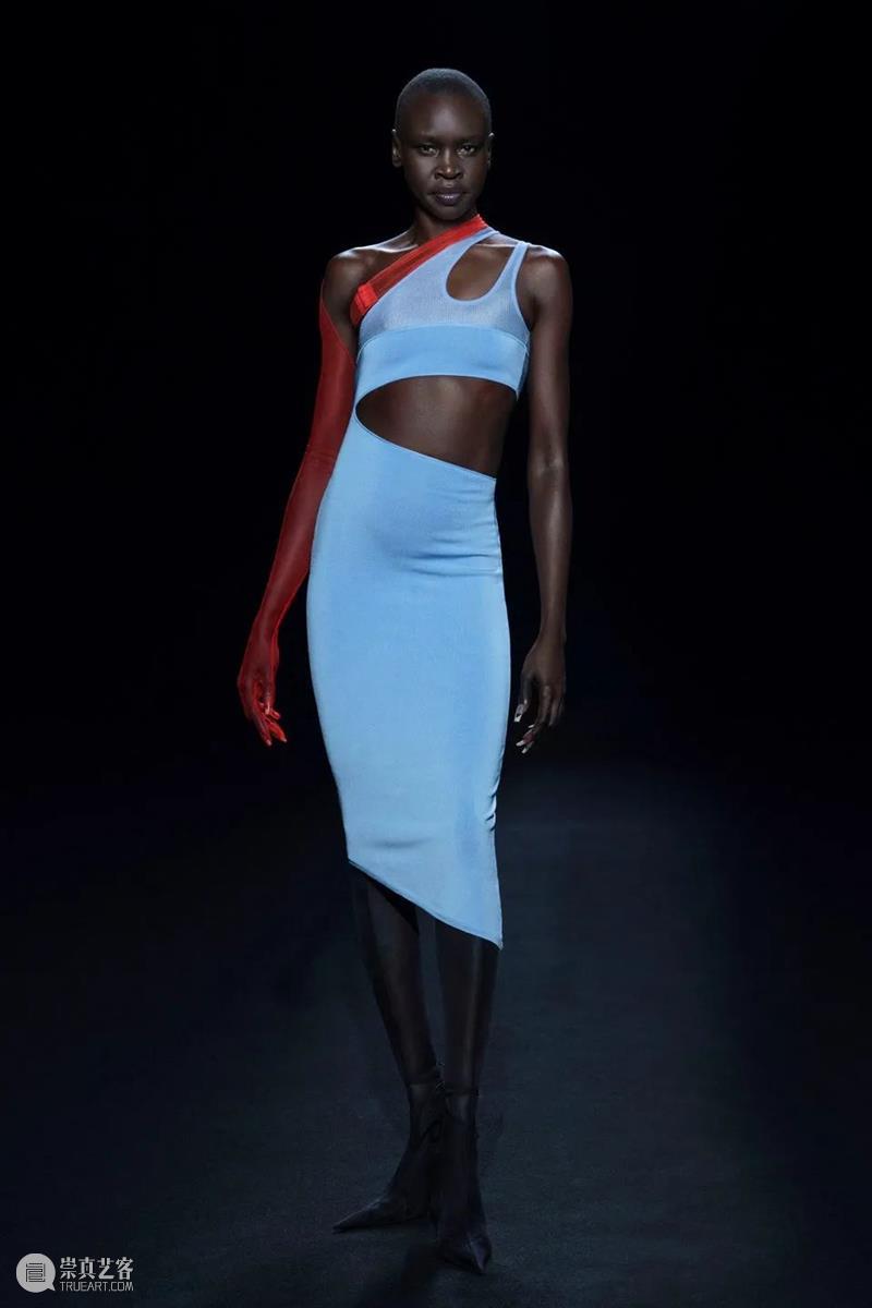【IFA-时尚资讯】Mugler | 0空间解构美学服装 Mugler 服装 IFA 资讯 空间 美学 潮流 时尚 人体 卡德瓦拉德 崇真艺客