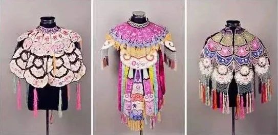 服饰 | 大美云肩,中国服饰的经典 云肩 服饰 中国 经典 上方 中国舞台美术学会 右上 星标 本文 国际 崇真艺客