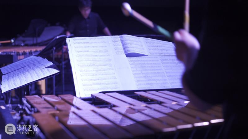 “1噸半” | 声音的建筑师:泽纳基斯打击乐作品音乐会回顾 泽纳基斯 打击乐 作品 音乐会 声音 建筑师 现场 全长 环境 曲目 崇真艺客