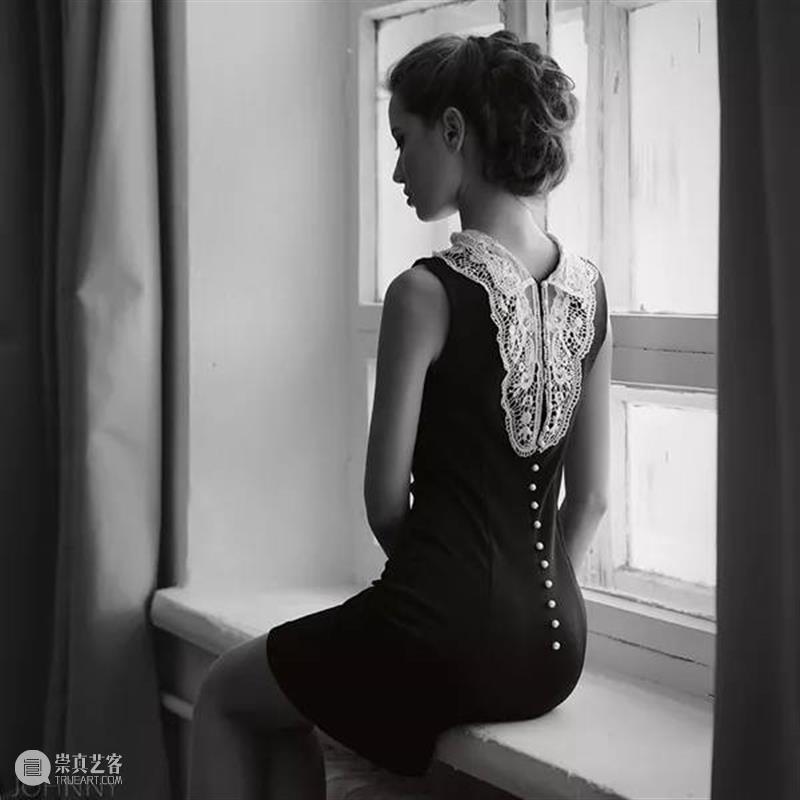 华丽而优雅的女性黑白摄影作品欣赏 女性 作品 华丽而优雅 国外 摄影师 Kuznetsov 本文 问题 第一时间 崇真艺客