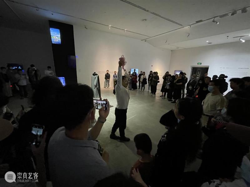 王彦鑫、李国华 ：一种对日常庸碌生活的反抗 王彦鑫 李国华 生活 个人 艺术 项目 磁场 盒子 空间 艺术家 崇真艺客