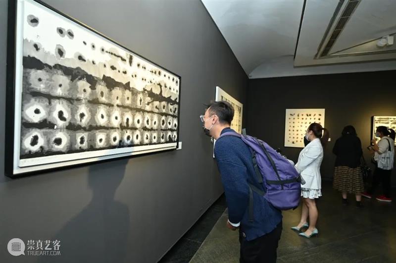 在水墨中颠覆与超越,李纲个展广东美术馆开幕 李纲 个展 广东美术馆 水墨 嘉宾 引子 当代 艺术家 元素 作品展 崇真艺客