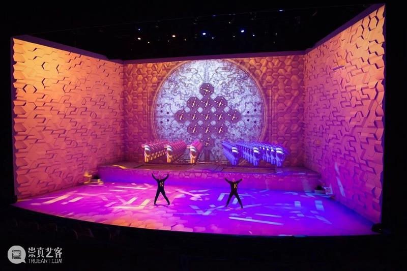 科技丨法国观测未来科幻主题公园：独特的多媒体表演 观测未来 法国 科技 科幻主题公园 多媒体 上方 中国舞台美术学会 右上 星标 本文 崇真艺客