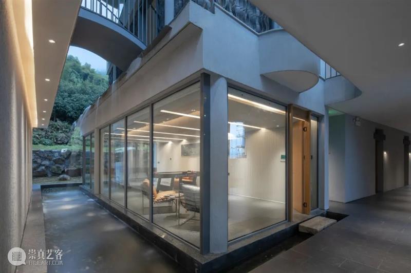 顺水六式，雨屋 / 来建筑 建筑 顺水 六式 唐徐国 屋顶 天空 空间 核心 要素 形式 崇真艺客