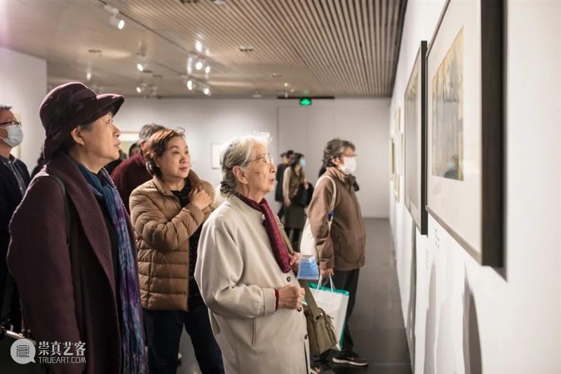 新展今日亮相 | 祝大年的写生与创作:取精微
抒广大 祝大年 海报 前言 刘巨德 枣树 枝丫 真骨 密密 扎扎 华冠 崇真艺客