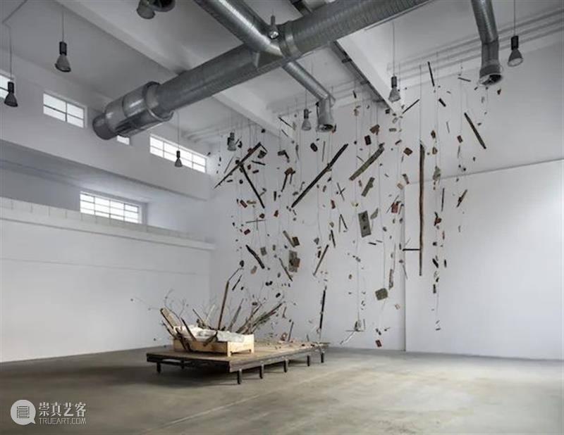 同行/ 从记忆重新塑造生命体验| Petrit Halilaj 视频资讯 徐震XuZhen 记忆 生命 同行 Petrit Halila 科索沃 生活 工作 德国 意大利 崇真艺客