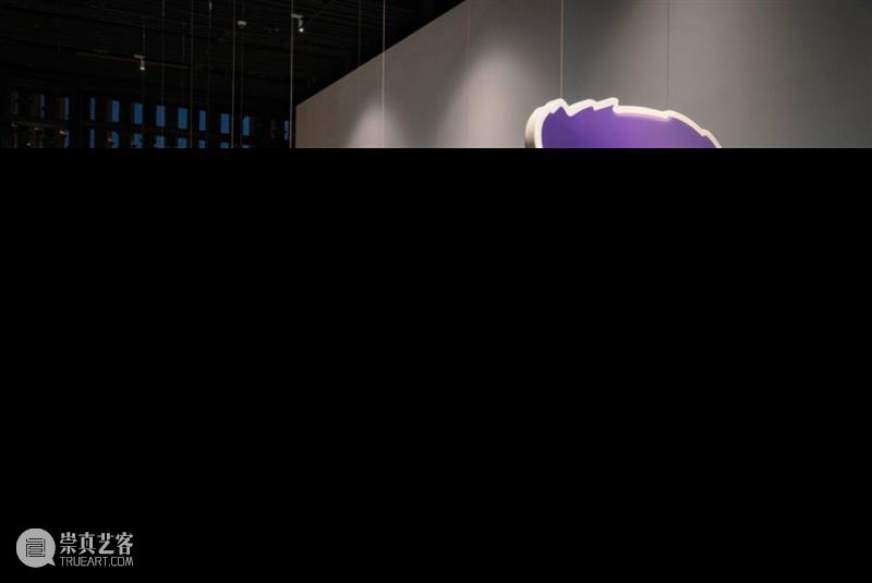 艺术市场通讯 | 海内外秋季拍卖陆续上线，沪港等地新艺术空间落地、收藏展启幕 艺术 海内外 市场 空间 收藏展 通讯 沪港 纽约 苏富比 麦克罗威 崇真艺客