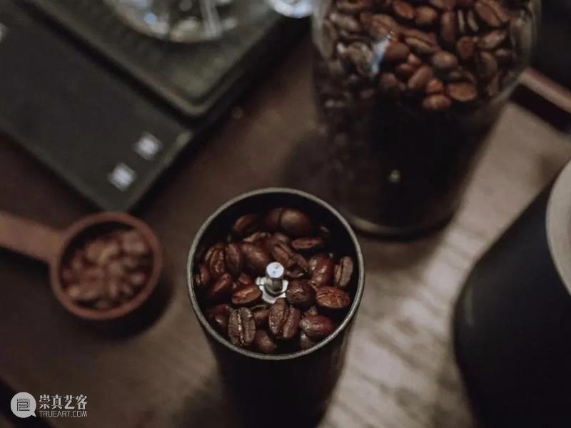 济宁市美术馆｜浓缩一杯热爱  咖啡制作初体验 咖啡 济宁市美术馆 人们 喝咖啡 文化 生活 时刻 办公室 社交 场合 崇真艺客
