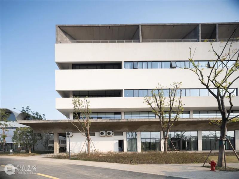 中国美术学院良渚校区 / 非常建筑 建筑 中国 美术学院 良渚校区 中国美术学院 体系 国美 新校区 所在地 良渚 崇真艺客