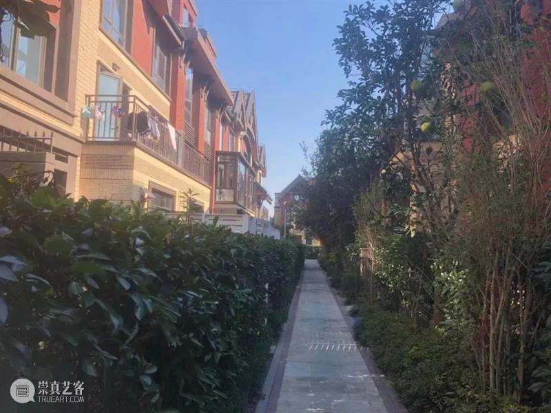 要空间驻留计划 Yell Space Residency Project 空间 计划 以来 各地 艺术家 平台 项目 属性 作用 作者 崇真艺客