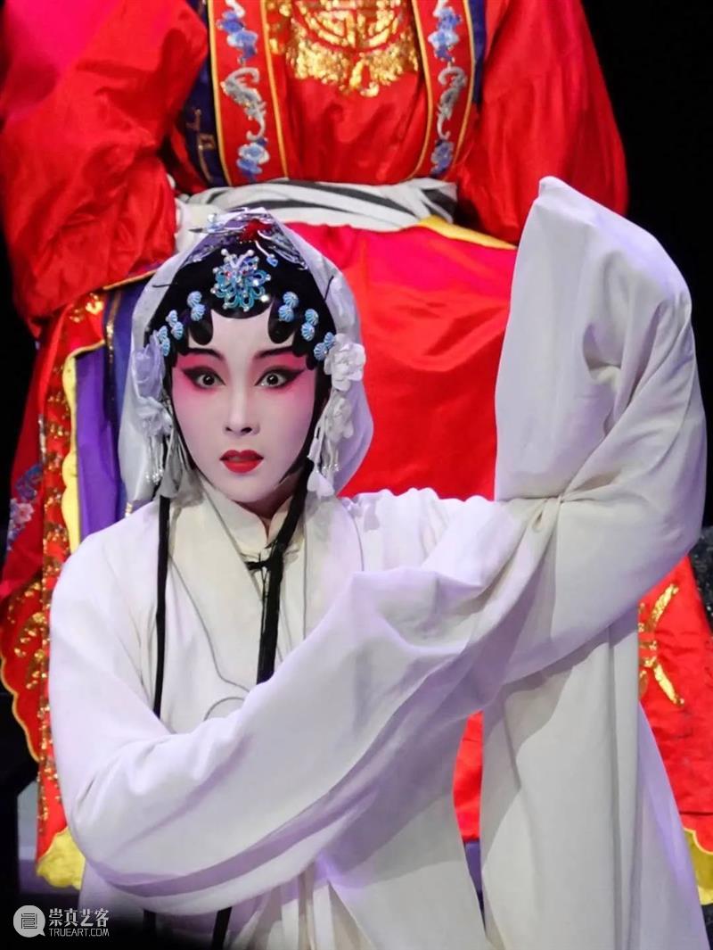 周五开演 | 青春版《牡丹亭》再临广州，昆曲新秀演绎汤翁经典 青春版 牡丹亭 昆曲 经典 新秀 广州 周五 汤翁 传世经典 青春演绎 崇真艺客