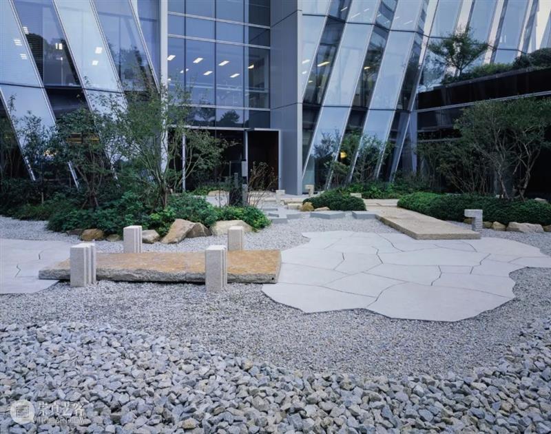 露天中庭景观，如露庭 / 七月合作社 露天 中庭 景观 合作社 陈颢 项目 上海 浦东区 陆家嘴 黄金 崇真艺客