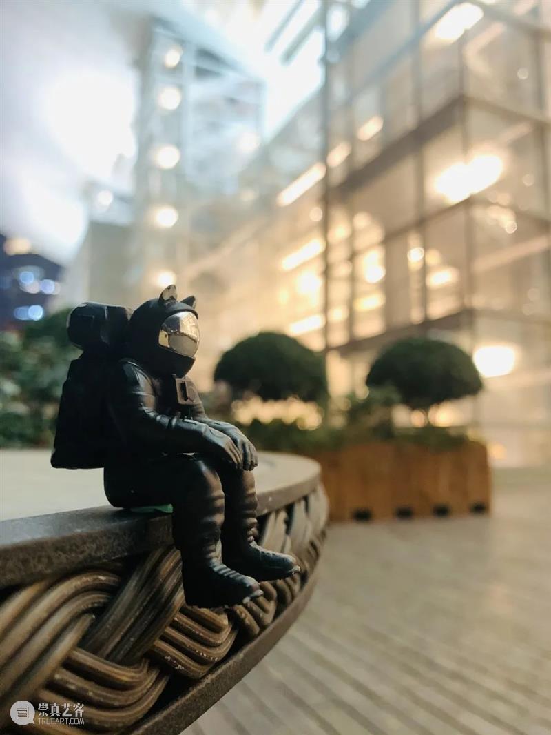 今晚 | 他们口中的这个“迷失宇宙”，来亲自感受一番吗？ 宇宙 口中 上海大剧院 系列 Off No.4 陈思扬 音乐 Music SUN 崇真艺客