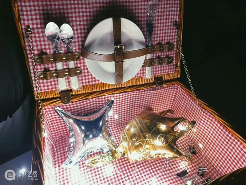 今晚 | 他们口中的这个“迷失宇宙”，来亲自感受一番吗？ 宇宙 口中 上海大剧院 系列 Off No.4 陈思扬 音乐 Music SUN 崇真艺客