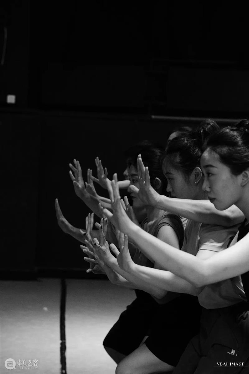 Available to purchase|Contemporary Dance “DU-K” 崇真艺客