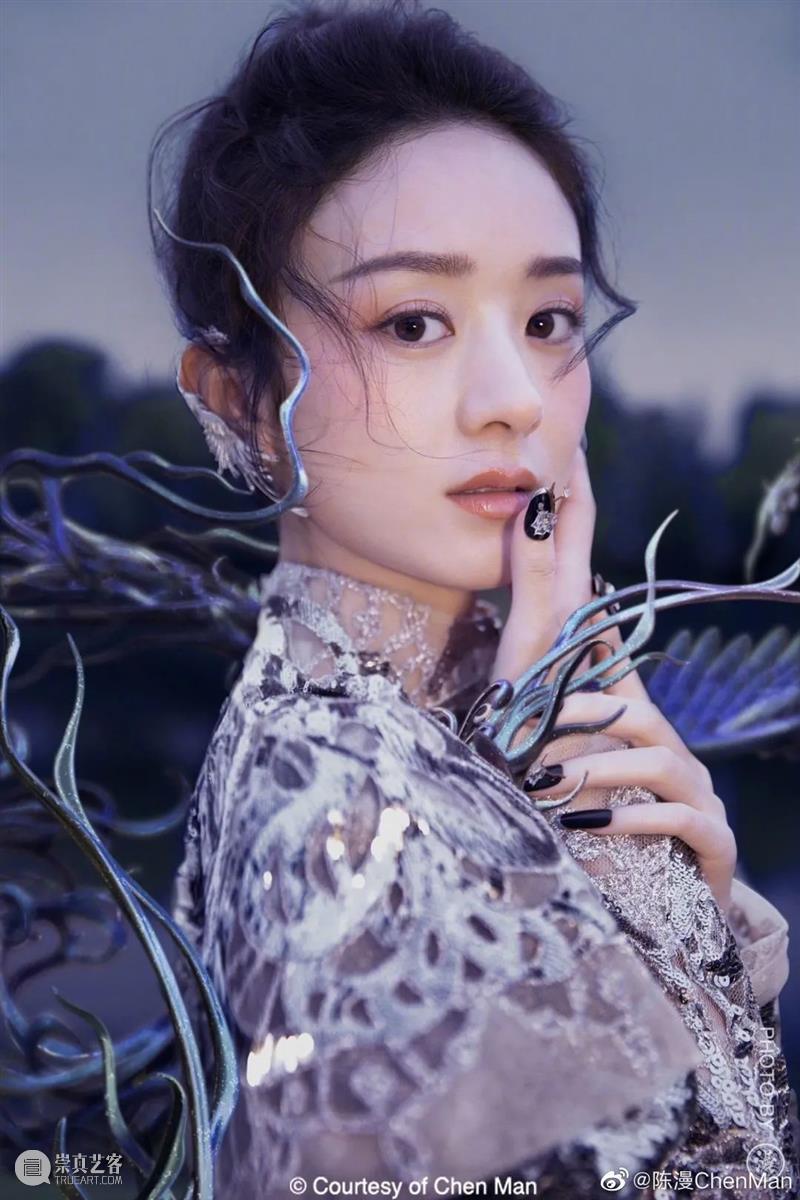 这个央美毕业，“中国最贵时尚摄影师”的作品被骂上热搜！网友：究竟什么是艺术？ 网友 艺术 摄影师 中国 央美 作品 国际 品牌 迪奥 起因 崇真艺客
