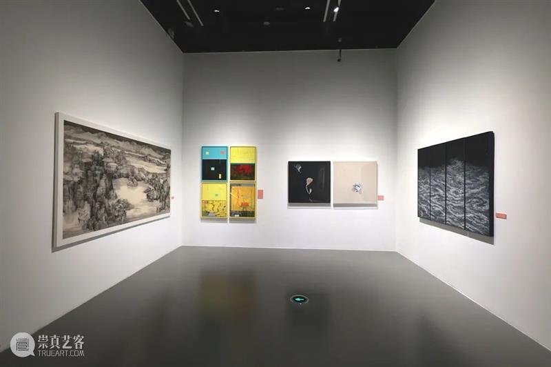 【新闻转载】丨以青春的名义——上海青年美展40年回望 青年 上海 美展 青春 名义 新闻 上海青年美术大展 刘海粟美术馆 作者 作品 崇真艺客
