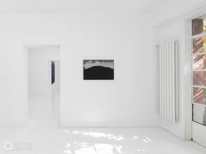胶囊上海｜亚历山德罗·泰尔迪：烈日灼目｜展览现场 亚历山德罗 泰尔迪 胶囊 上海 烈日 现场 艺术家 个展 烈日灼目 当前 崇真艺客