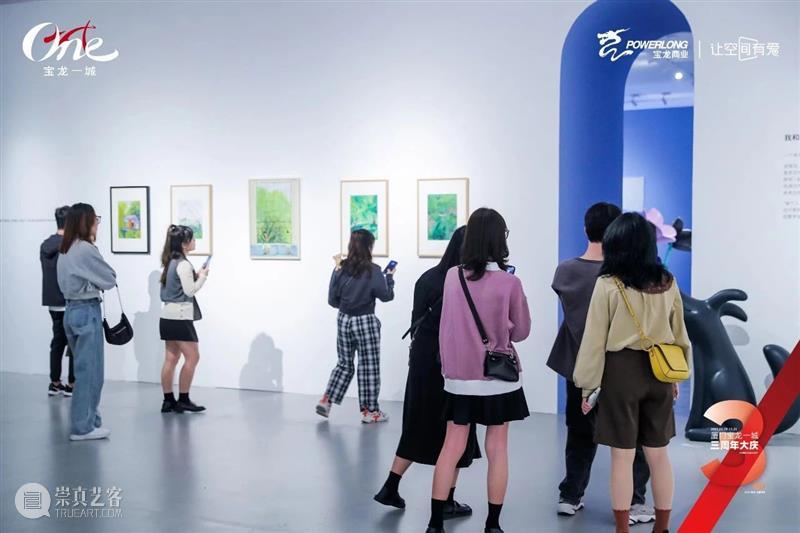 新书分享会回顾 | 与卤猫一起在画里感受四季的旅程 卤猫 新书 旅程 春夏 秋冬 厦门 宝龙一城 宝龙艺术中心 旅行箱 插画家 崇真艺客