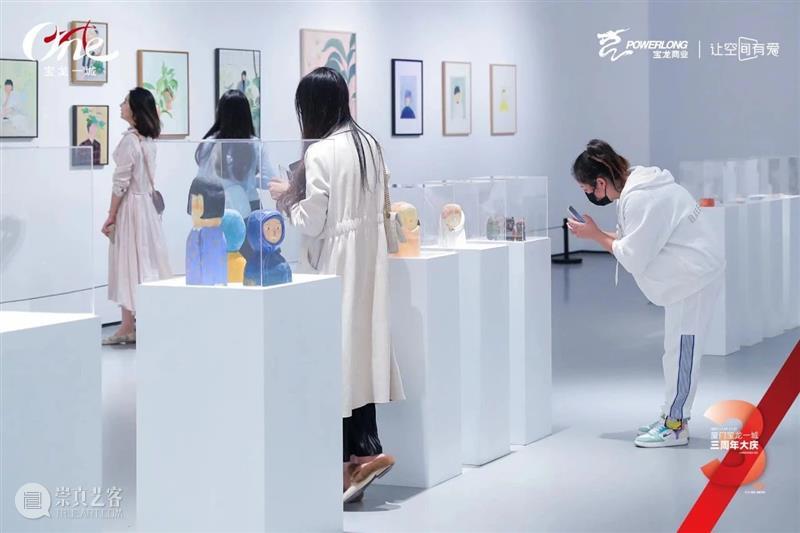 新书分享会回顾 | 与卤猫一起在画里感受四季的旅程 卤猫 新书 旅程 春夏 秋冬 厦门 宝龙一城 宝龙艺术中心 旅行箱 插画家 崇真艺客