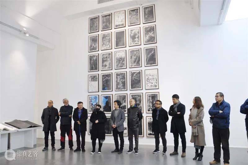 展览现场 | 贾善国作品展在798成当代艺术中心隆重开幕  “千层”指向传统与当代的厚度 千层 贾善国 当代 艺术 中心 现场 厚度 传统 作品展 工作与时日 崇真艺客