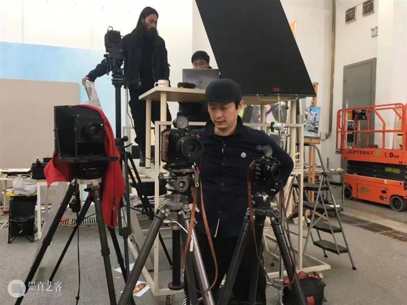 《一条》报道｜贾蔼力：从东北小城走出的天才 博文精选 高古轩画廊 贾蔼力 一条 报道 东北小城 天才 高古轩 艺术家 绘画 莽原 上海油罐艺术中心 崇真艺客