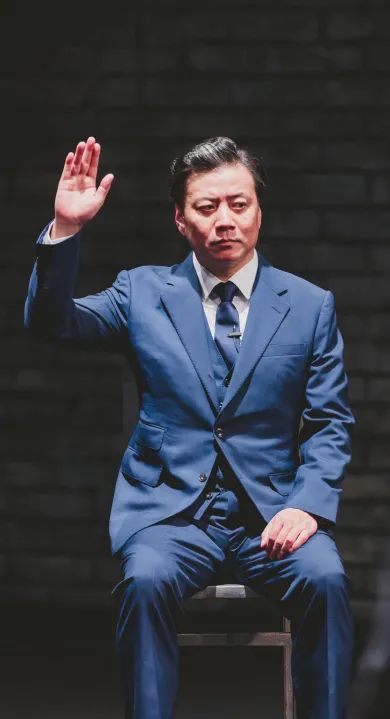 《12個人》宣卡:先生们,请就位。 12個人 先生们 宣卡 上期 观众 艺术家 娄际成 老师 特点 个人 崇真艺客
