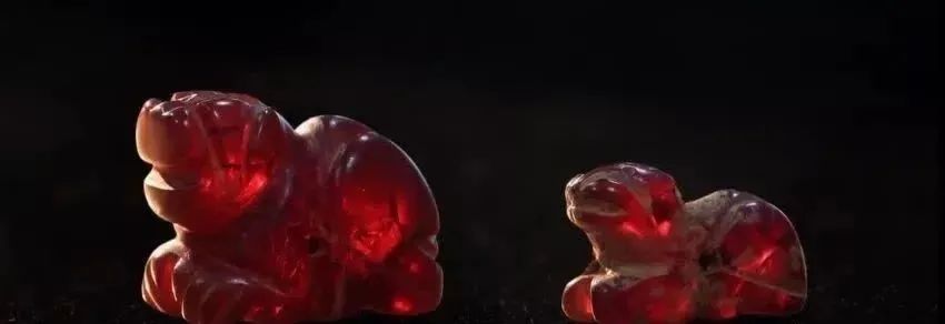 比古玉还珍贵百倍的小雕件， 很多人一辈子都没见过！ 雕件 比古玉 很多人 一辈子 上方 青铜器 账号 人与人 缘份 缘分 崇真艺客