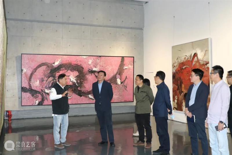 区政协柳光敏主席到罗湖美术馆参观调研,走访文艺界政协委员 主席 柳光敏 罗湖 美术馆 区政协 文艺界 委员 政协 罗湖区政协 党组 崇真艺客