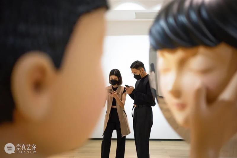 展览现场｜泰国艺术家贡坎个展：自省 泰国艺术 个展 现场 展GONGKAN INTROSPECTION 策展人 尼姆 尼奥辛 Curator Nim 崇真艺客