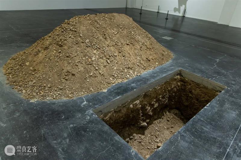 美术馆现场｜莫瑞吉奥 · 卡特兰在UCCA的个展“最后的审判” UCCA 莫瑞吉奥 卡特兰 个展 现场 美术馆 以下 内容 尤伦斯当代艺术中心 作者 崇真艺客
