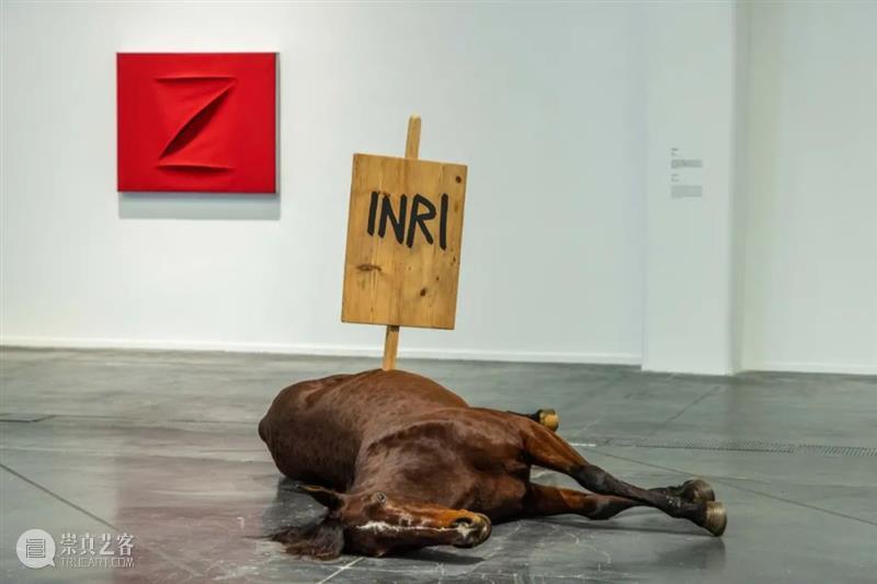美术馆现场｜莫瑞吉奥 · 卡特兰在UCCA的个展“最后的审判” UCCA 莫瑞吉奥 卡特兰 个展 现场 美术馆 以下 内容 尤伦斯当代艺术中心 作者 崇真艺客