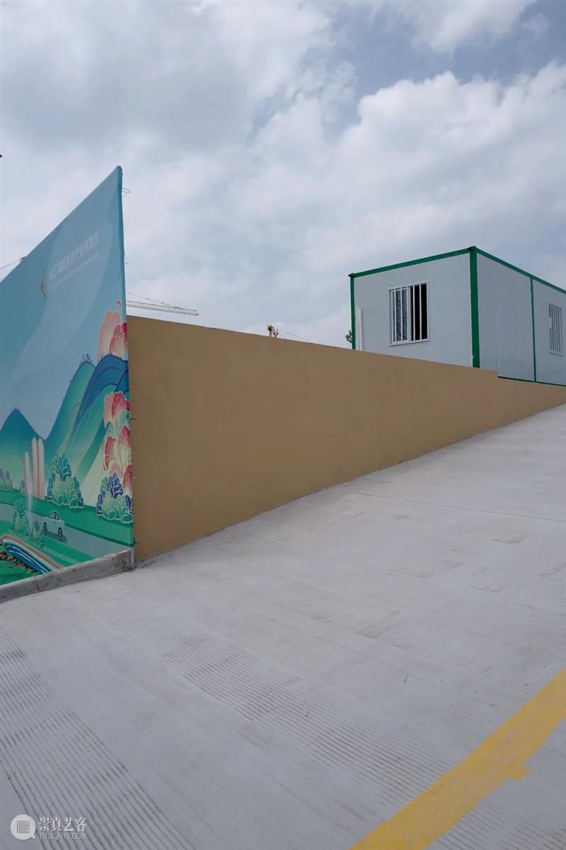 观看当代艺术中心｜实相慕 · 北地艺术展 北地 当代 艺术 中心 艺术展 编辑 推荐语 物象 尘世 皮囊 崇真艺客