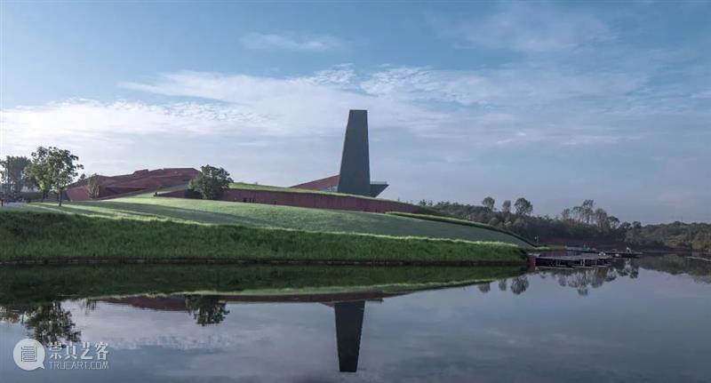 最近过得咋样？ | 策展人李杰谈何利平新展  麓湖·A4美术馆 何利平 策展人 李杰 街坊 之间 异乡人 故人 社交 平台 陌生人 崇真艺客