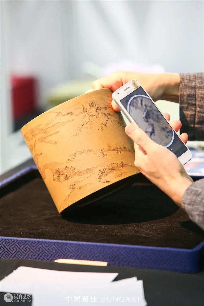 流光溢彩 满目琳琅 — 瓷艺丹青-近现代文人瓷专场 粉彩珐琅彩精品集萃 | 中贸圣佳2021秋拍 丹青 近现代 文人瓷 专场 瓷艺 精品 满目琳琅 粉彩珐琅彩 AUCTION瓷艺 飞花 崇真艺客