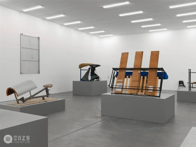 同行/于身体其上，于身体其外  | Ser Serpas 视频资讯 徐震XuZhen Serpas 身体 同行 美国加利福尼亚州 洛杉矶 日内瓦 生活 工作 雕塑 素描 崇真艺客